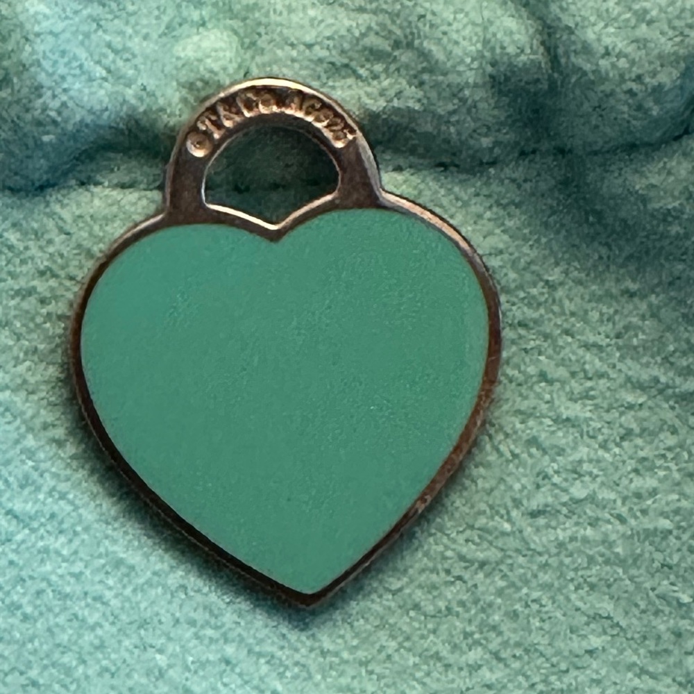 Tiffany blue heart tag